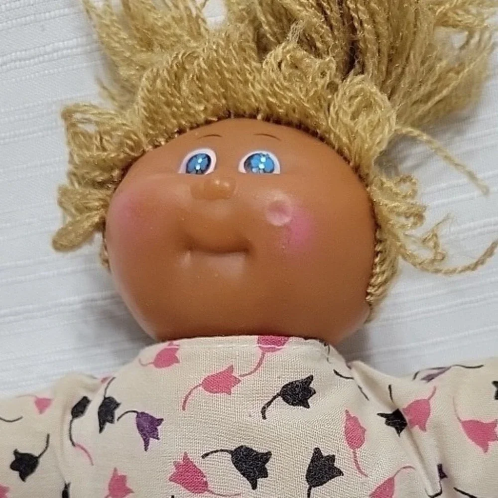 Vintage Cabbage Patch Kids Bean Bag Plush Doll Blonde Yarn Hair Tulip Dress 7.5